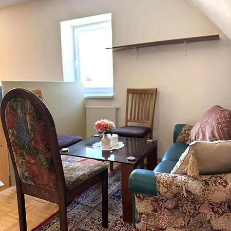 Familienapartments Nahe Kreischberg Und Turracher Hoehe Einach
